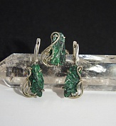 Гарнитур игольчатый малахит (серьги, кольцо 18 р-р), нейзильбер, швензы серебро фото
